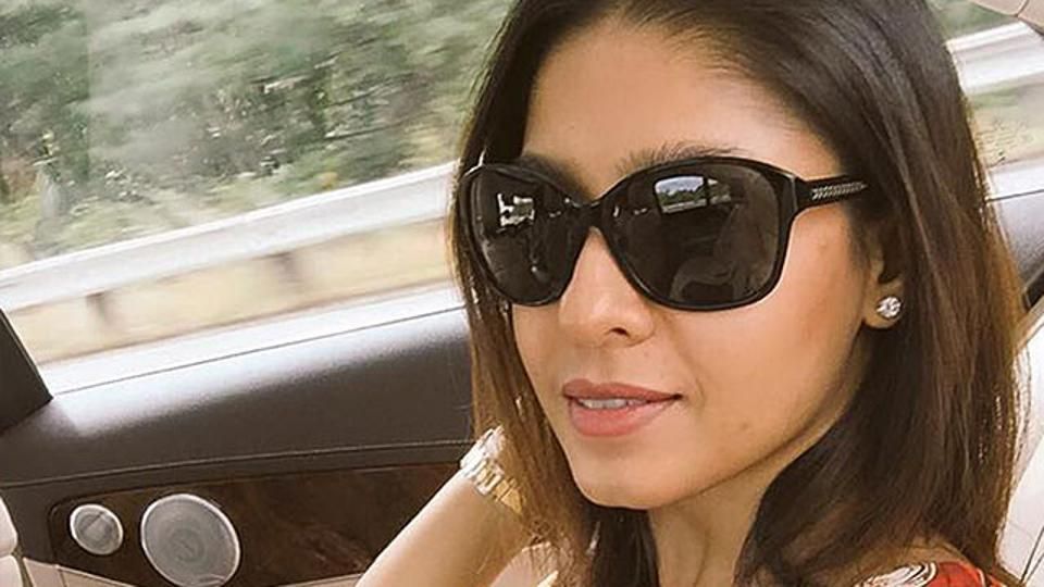 Bollywood Singer Sunidhi Chauhan Is Now A Proud Mother; Welcomes Her First Child!