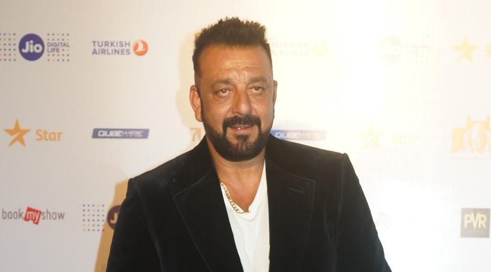 This Is How Sanjay Dutt Reacted After Seeing  Ranbir Kapoor’s Look From His Biopic 