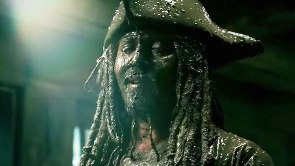 Pirates Of The Caribbean 5's Trailer Is Here And We Can't Keep Calm Because Jack Sparrow Is Back!