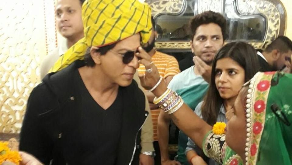 In Pictures: Jaipur Welcomes King Khan Like...Well...A King!