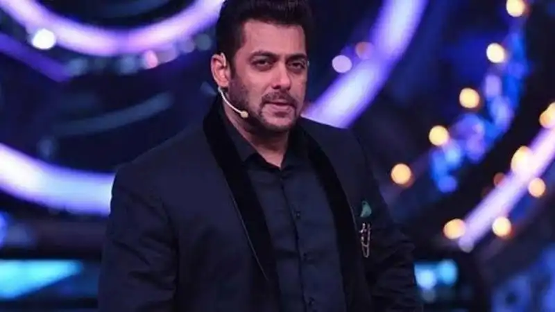 Bigg Boss 13 Weekend Ka Vaar: Salman Khan Says He Had A Crush On Kirran And Shah Rukh Khan Made A Film On It