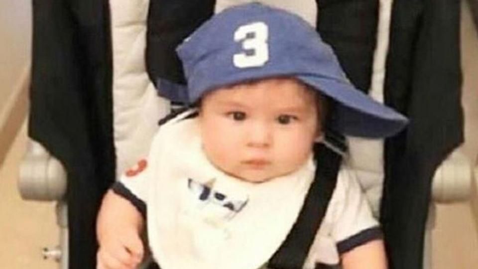 Taimur Ali Khan is the coolest star kid around: New photo goes viral