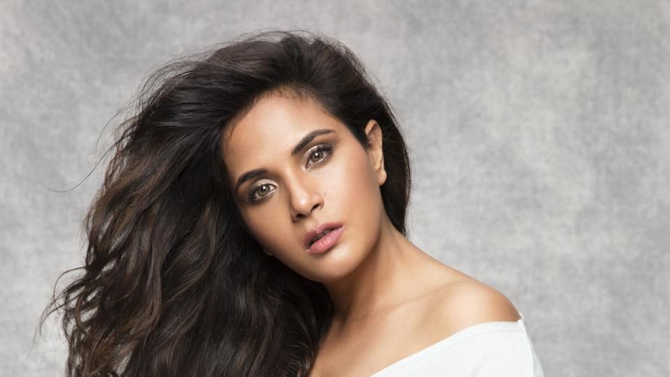 Richa Chadha doles out acting tips to the cast of her Punjabi production