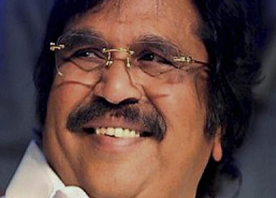 Telugu filmmaker Dasari Narayana Rao cremated in Hyderabad