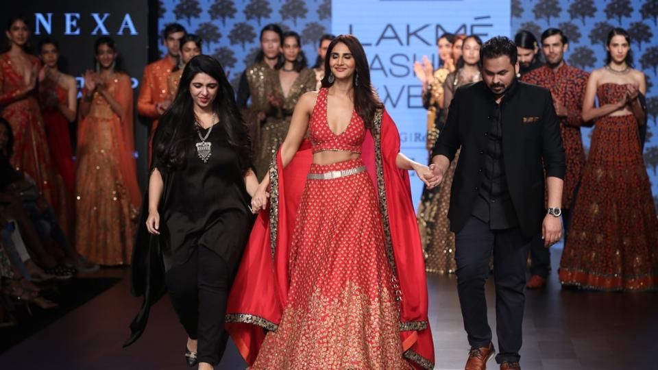 IN PICS: Vaani Kapoor, Nargis Fakhri Look Gorgeous At LFW 2017; Check Out Ranveer 'Shine' As Well