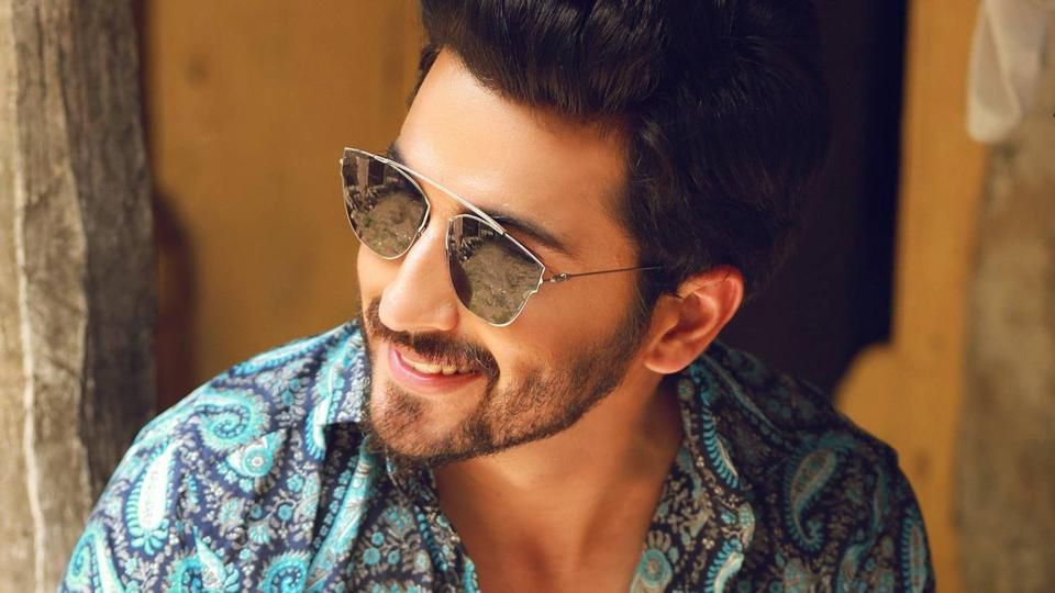 I'm meeting some filmmakers and trying my luck in Bollywood: Dheeraj Dhoopar