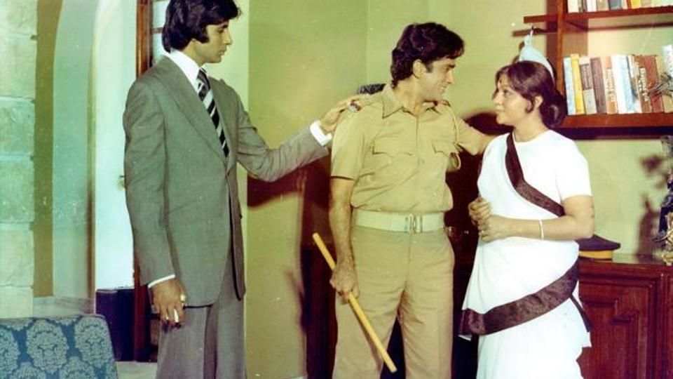 Nirupa Roy: Sons fight hard over Bollywood's ultimate mother's bedroom