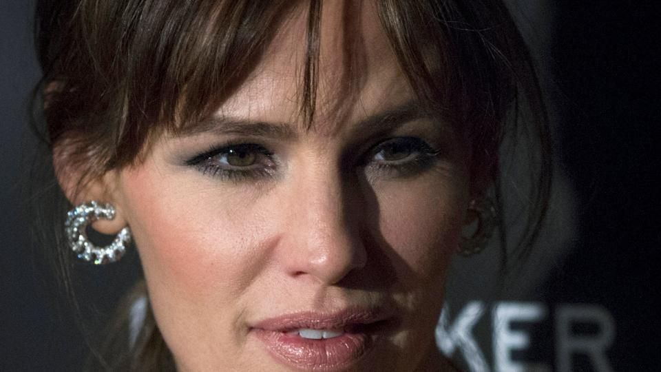 Read Jennifer Garner’s post slamming tabloid for suggesting she’s pregnant with twins