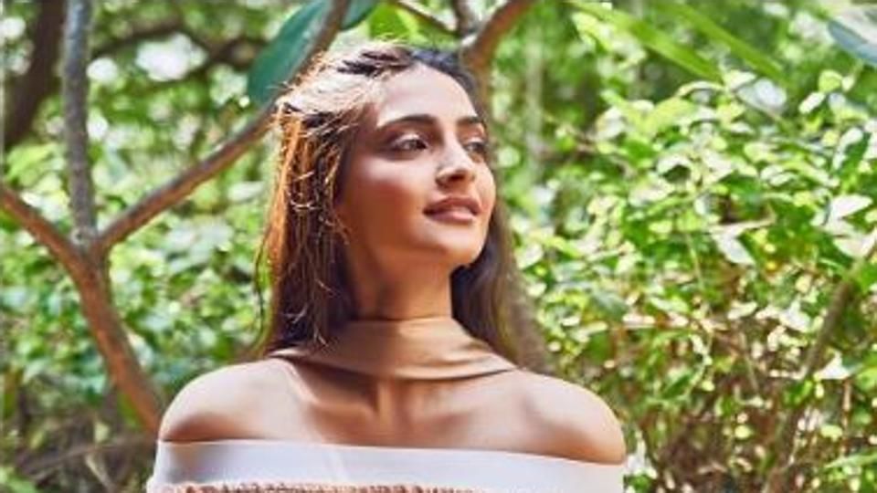 Sonam Kapoor is 'not okay with being gossipy': I don't want to rate people on chat...
