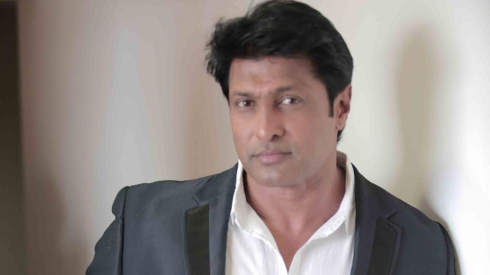One has to really stand out to get noticed on television: Salil Ankola
