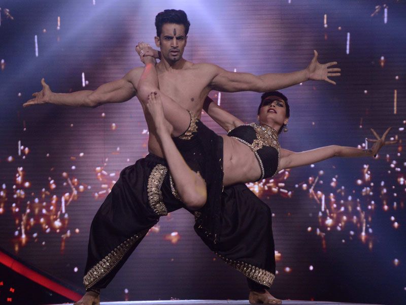 Upen Patel Does An Item Number