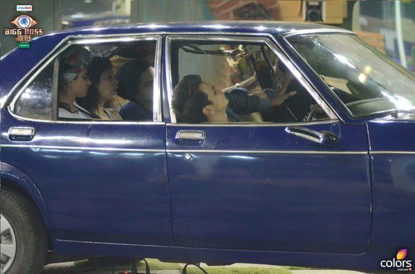 Bigg Boss 9: Contestants Are Locked In A Car For Immunity Task; Rochelle Is Upset With Kieth