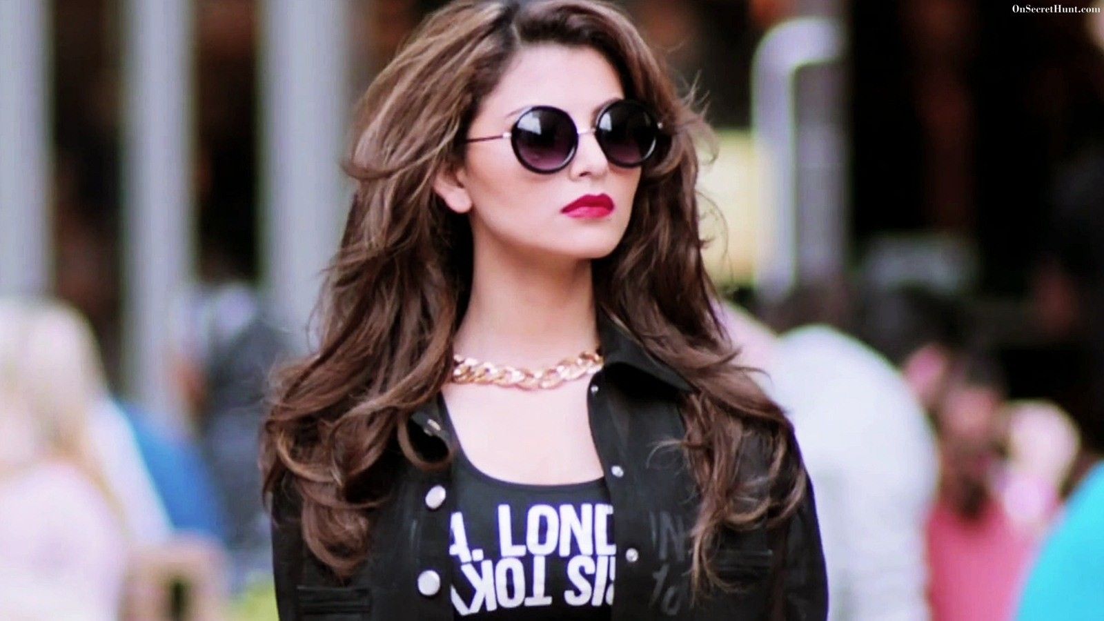 Urvashi Rautela Detained at Airport for Carrying Undeclared Goods