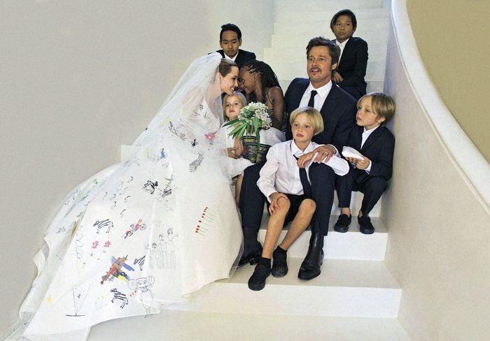 10 Reasons Why You Will Envy Angelina Jolie and Brad Pitt
