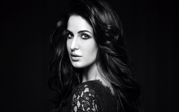 When A Fan Gave His Phone Number To Katrina Kaif!