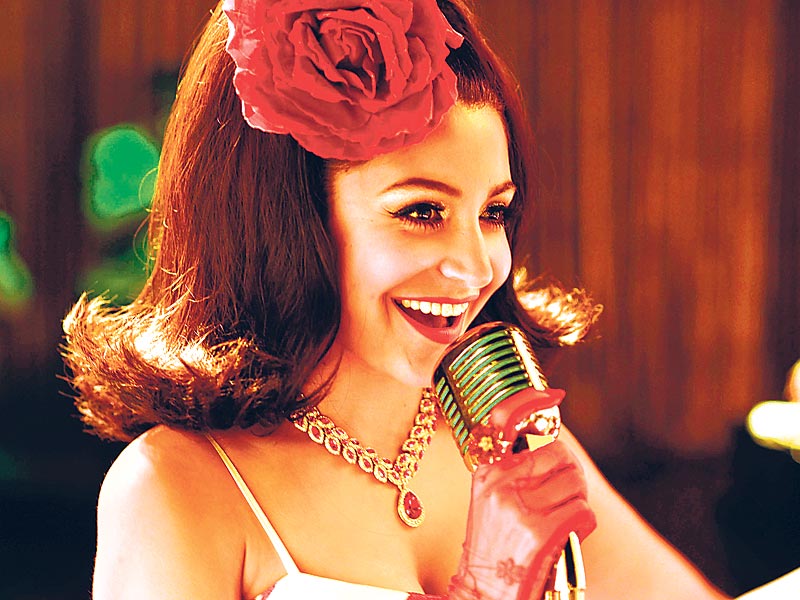 This Video Of Anushka Sharma Singing Is So Bad That It's Good! 