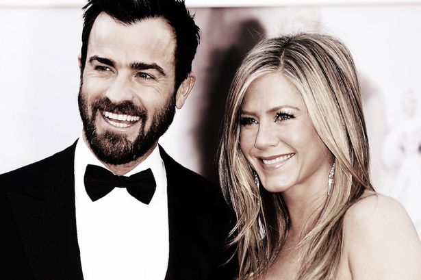 This Is How Jennifer Aniston's Friends Are Reacting To Her Marriage