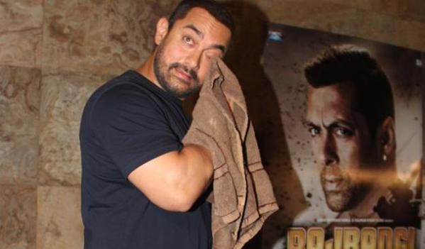 17 Times Aamir Khan Got Trolled On Twitter For Crying 