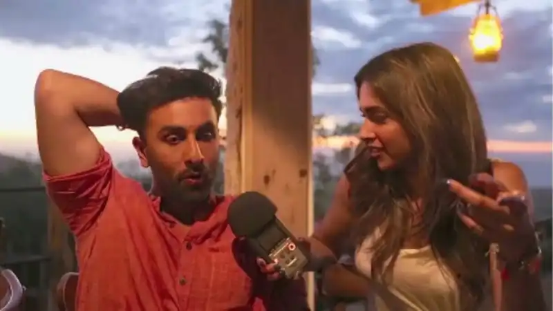 Deepika Padukone and Ranbir Kapoor Just Kick Started The Tamasha Madness! 