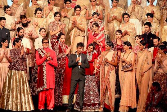 Bollywood Celebrates 25 Years Of Designer Vikram Phadnis