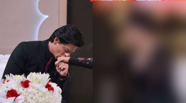 SRK Was Out On A Date On His 25th Anniversary, But It Was Not With Gauri Khan! 