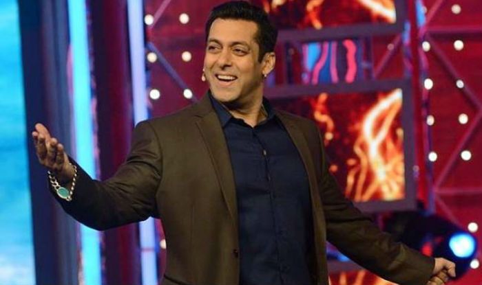 Bigg Boss 10 Salman Khan's Gifts For Housemates - बिग बॉस 10 : सलमान खान द्वारा घरवालों को दिये तोहफ़ों को देखकर आपको भी होने लगेगी उनसे जलन !