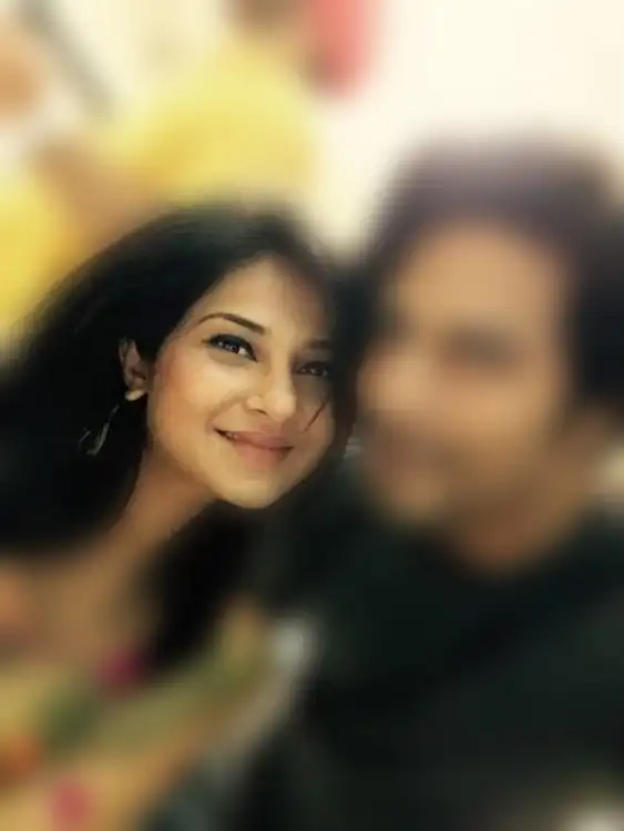 OMG! Jennifer Winget Has Found Love In Ex-Husband KSG's Friend?