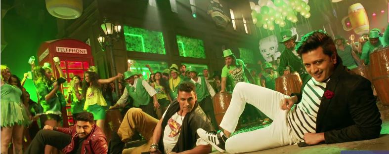 Taang Uthake Song From Houseful 3 Is Out! And It Is As Lame As The Trailer