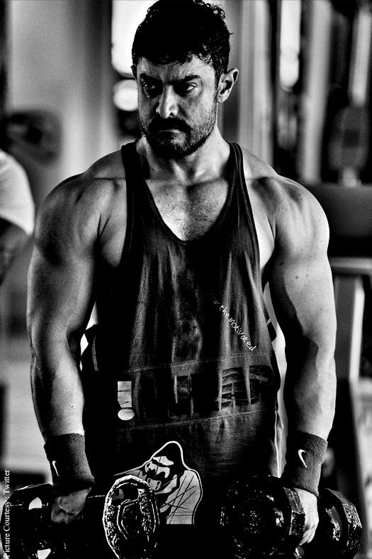 Woah! Check Out Aamir Khan's Muscular Look From Dangal
