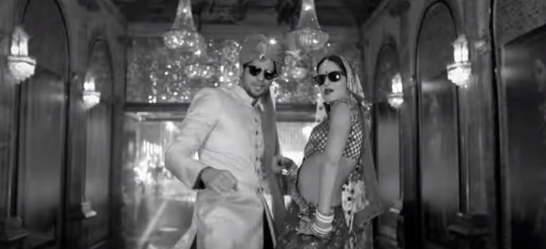 The Teasers Of Kala Chasma: Loud Music, Jumping And Thumping And Pumping Abound!