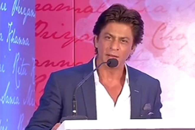 Let Your Hair Down, Straight Or Curls Said Shah Rukh