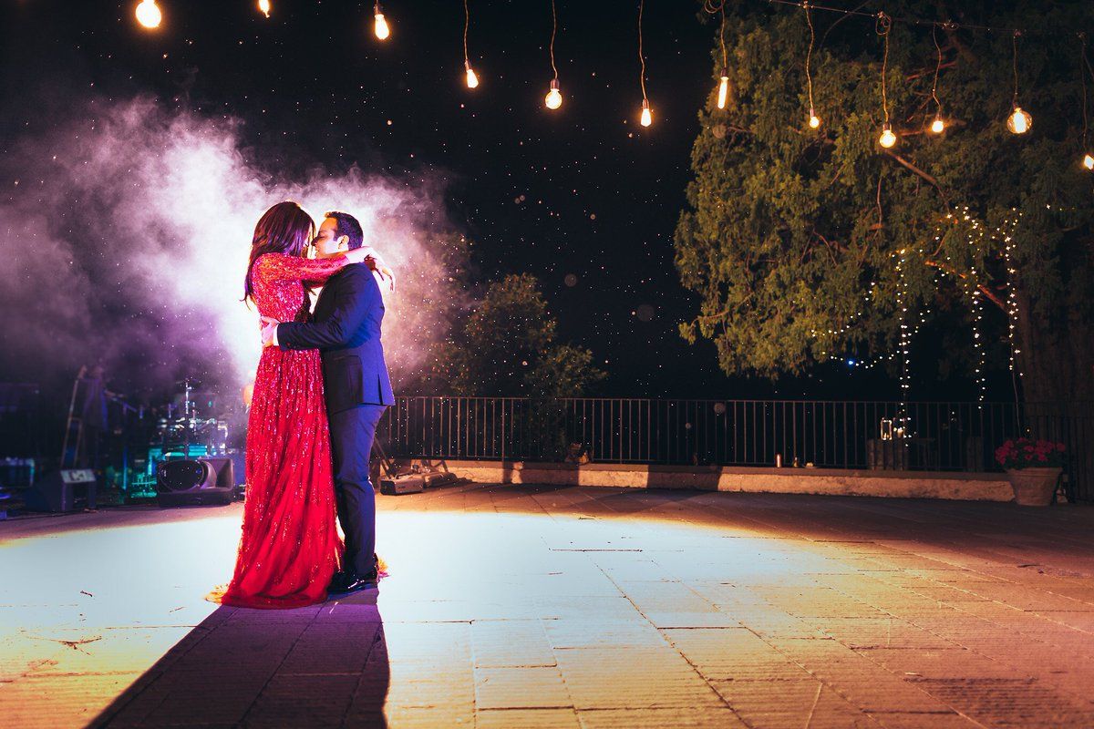 Bollywood Actress Surveen Chawla Secretly Ties The Knot With Boyfriend Akshay Thakker!
