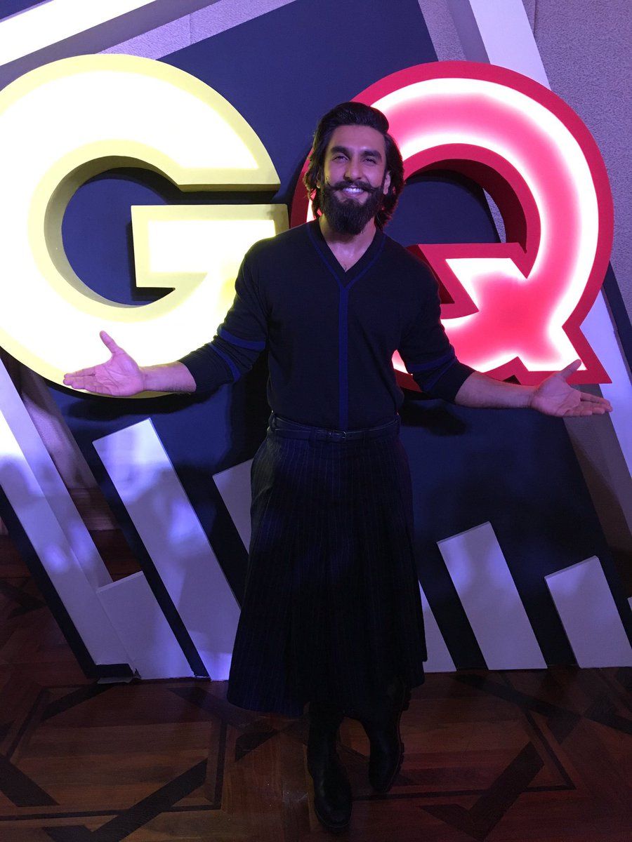 Here's How Deepika Padukone Reacted To Ranveer Singh's Skirt At The GQ Event!