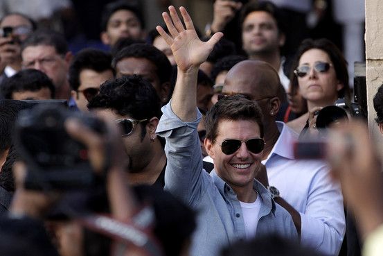 Boys Vs Girls : Everybody Loves Tom Cruise Only The Reasons Vary
