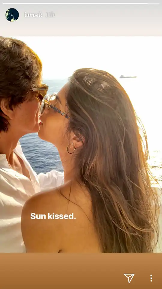 SRK and his daughter's Barcelona snap will make you go AWWWW!