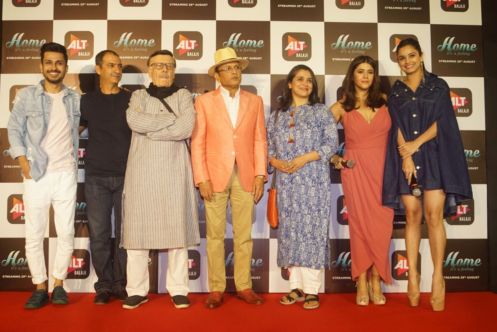 Ekta Kapoor, Habib Faizal, Annu Kapoor and Supriya Pilgaonkar launch HOME trailer!