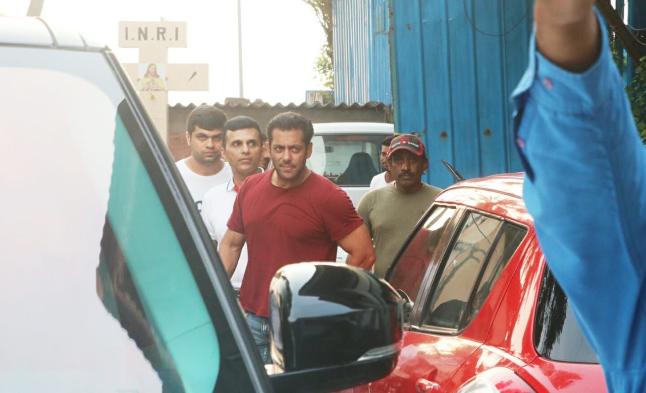 Salman Khan Ready To Move Out Of His Childhood Home Galaxy Apartments? Here's What You Need To know
