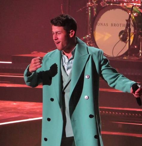 Nick Jonas Grooves To Ayushmann Khurrana's Badhaai Ho Song Morni Banke Right Before His Concert In San Francisco