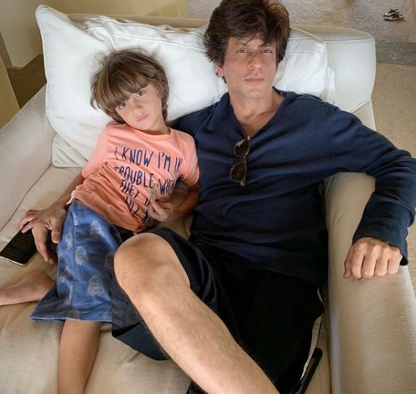 Fan Asks Shah Rukh Khan When He'll Be Seen Doing A Film With Son AbRam Khan, His Witty Reply Is Everything!