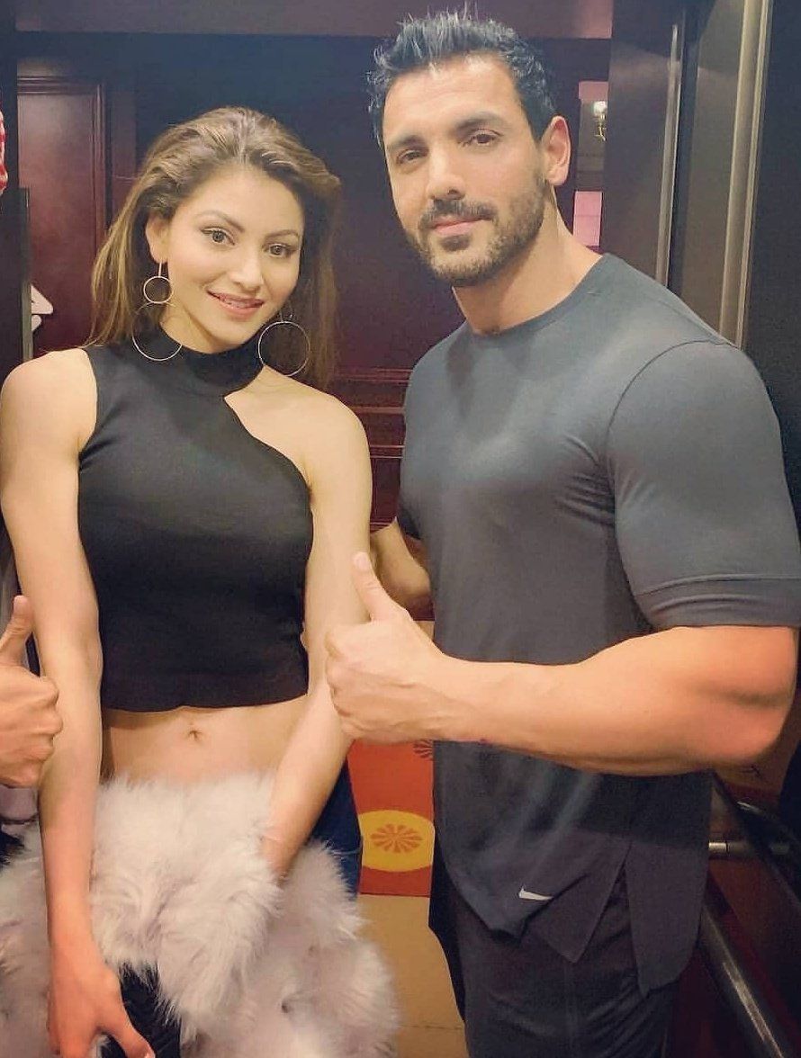 Urvashi Rautela And John Abraham Pay A Tribute To Sridevi Recreating This Iconic Number From Chalbaaz For Pagalpanti