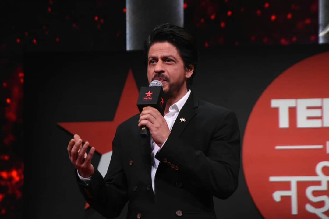 Shah Rukh Khan Assures Fans He'll Announce His Next Project In One Or Two Months