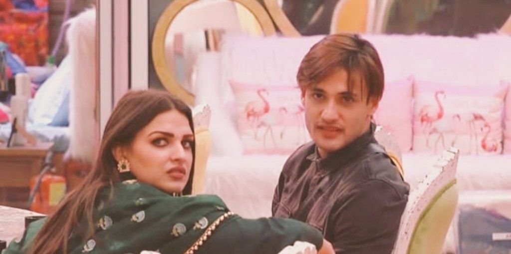 Bigg Boss 13: Himanshi Khurana Confesses She Has Feelings For Asim Riaz, Fans Question What About Her Fiance?