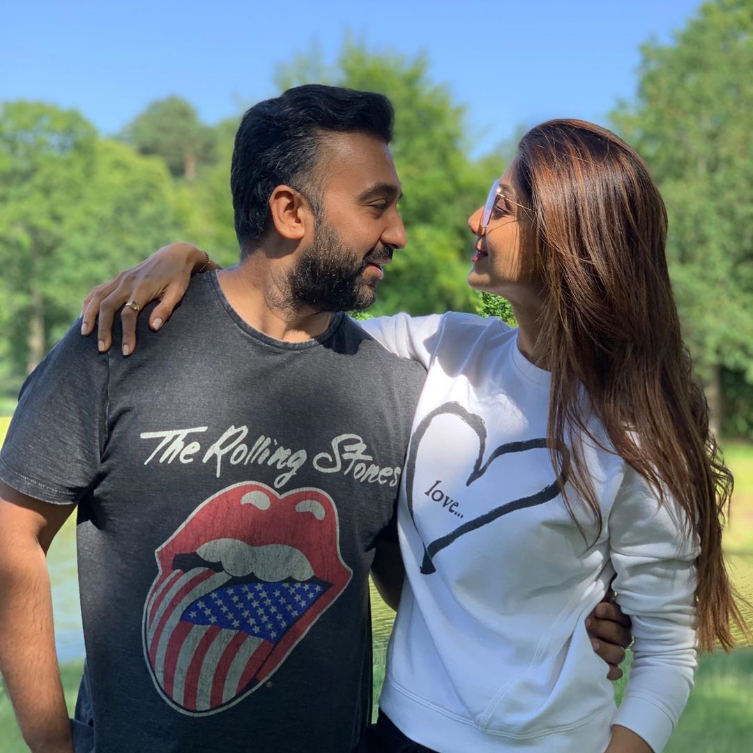 Raj Kundra Makes A Romantic Video For Shilpa Shetty On Their 10th Wedding Anniversary, Actress Shares Saying 'Mine Sucked'
