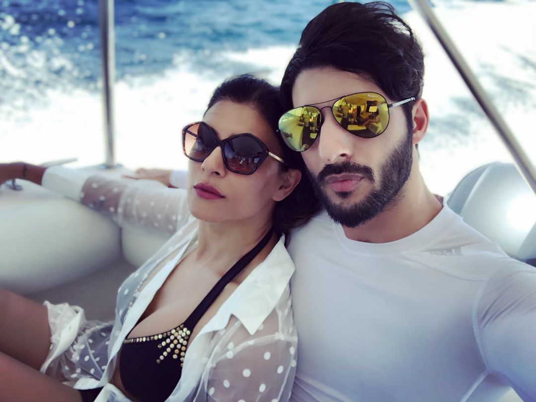 Rohman Shawl Pens A Romantic Note On Sushmita Sen's Birthday Writes, 'You Make Me Want To Be A Better Man Each Of My Life'