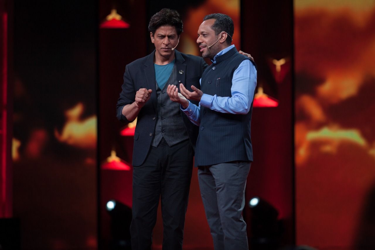 Shah Rukh Khan Deeply Moved By Arunabha’s Views On Air Pollution On TED Talks India
