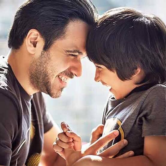 KBC 11: Emraan Hashmi Reveals He Became Batman During Son Ayaan's Chemotherapy Sessions Because He Refused To Eat