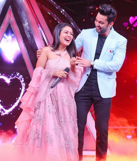 Indian Idol 11: Neha Kakkar Sings Channa Mereya, Dedicates It To Ex Himansh Kohli