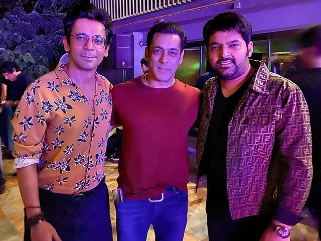 Kapil Sharma Shares Picture With Sunil Grover From Sohail Khan’s Birthday Party And It’s The Best Thing You’ll See Today!