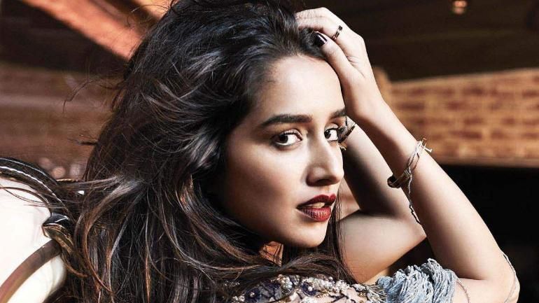 Shraddha Kapoor Shoots For The First Time In London For Street Dancer! 