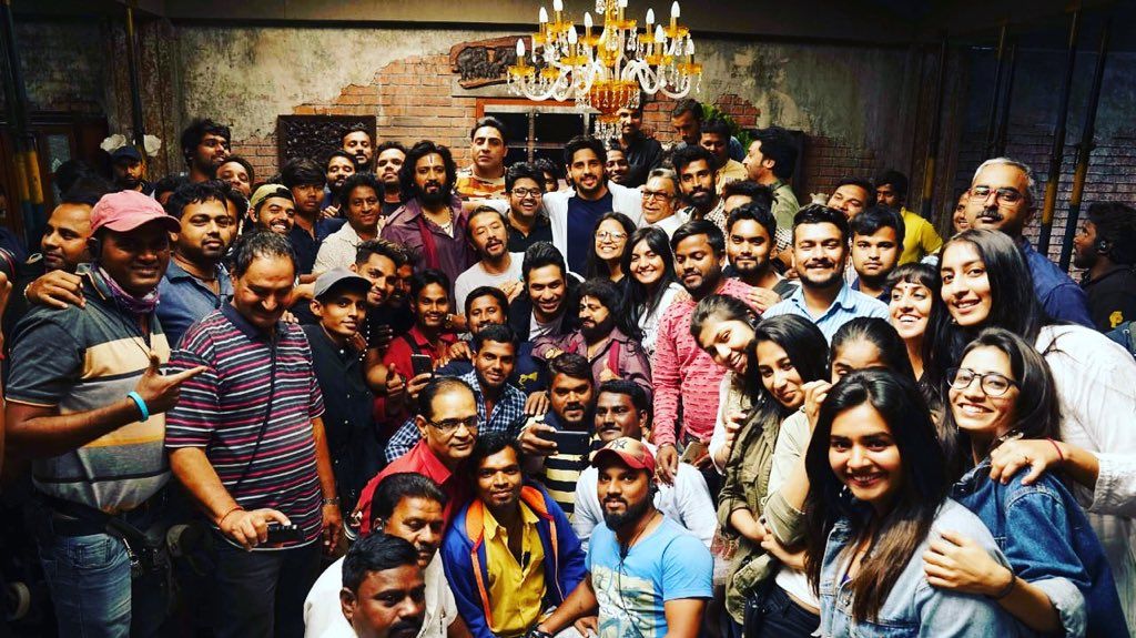 Sidharth Malhotra Wraps Marjaavaan Shoot; Thanks Cast And Crew